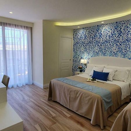 Ines Bed And Breakfast Giardini Naxos Exteriör bild