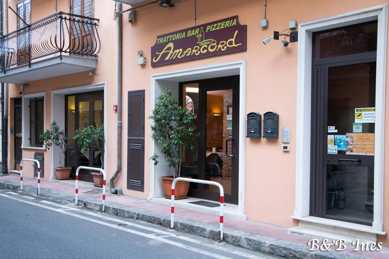 Ines Bed And Breakfast Giardini Naxos Exteriör bild