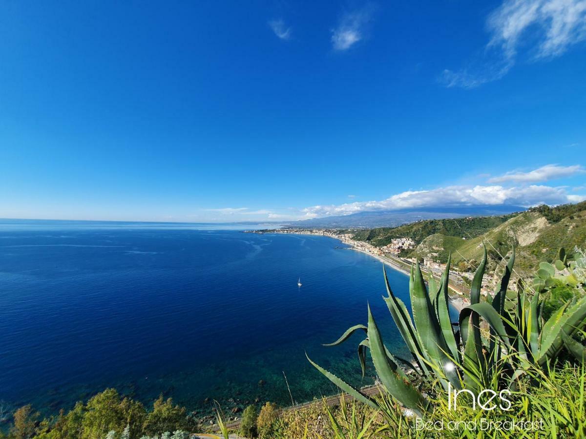 Ines Bed And Breakfast Giardini Naxos Exteriör bild